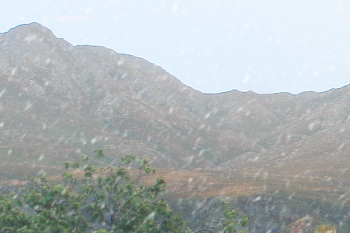 Piccoli fiocchi di neve trasparenti